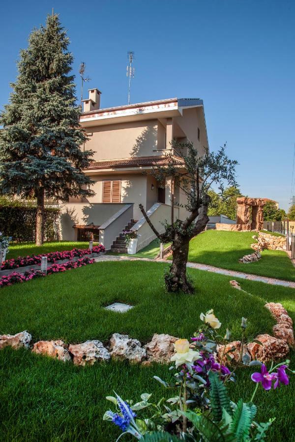 B&B Villa Aurora Brugherio Extérieur photo